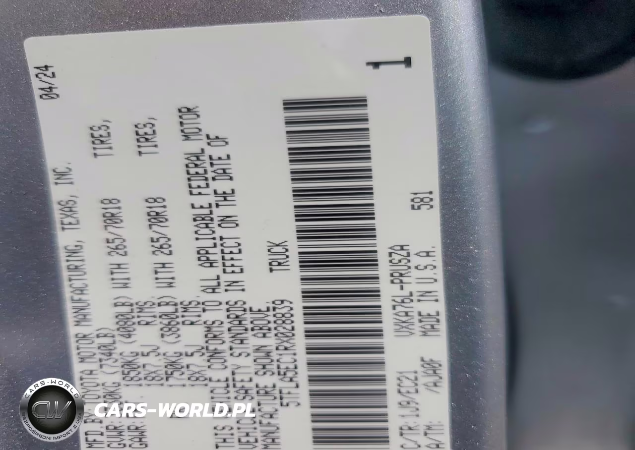 2024 Toyota Tundra VIN:5TFLA5EC1RX028839 - 12