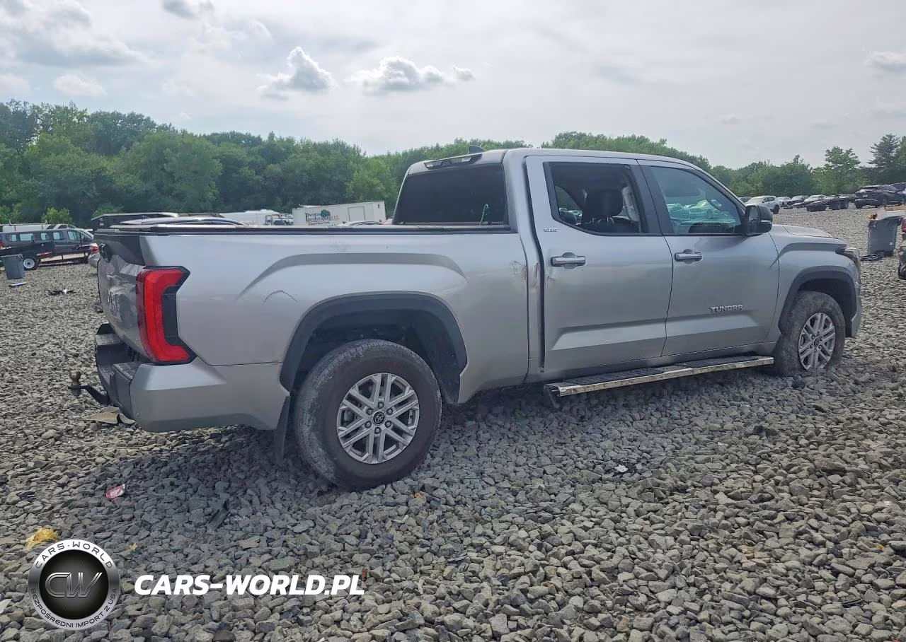 2024 Toyota Tundra VIN:5TFLA5EC1RX028839 - 3