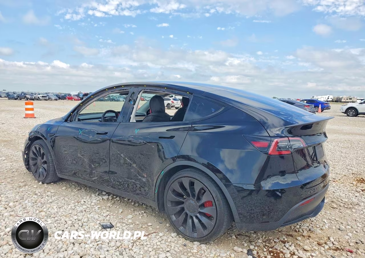 2022 Tesla Model Y VIN:7SAYGDEF2NF547320 - 2