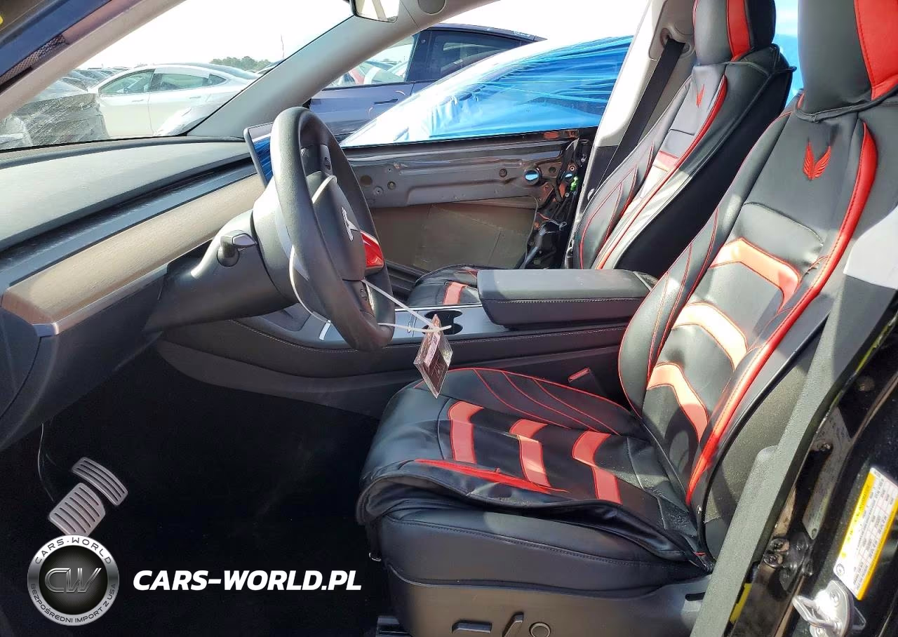 2022 Tesla Model Y VIN:7SAYGDEF2NF547320 - 7
