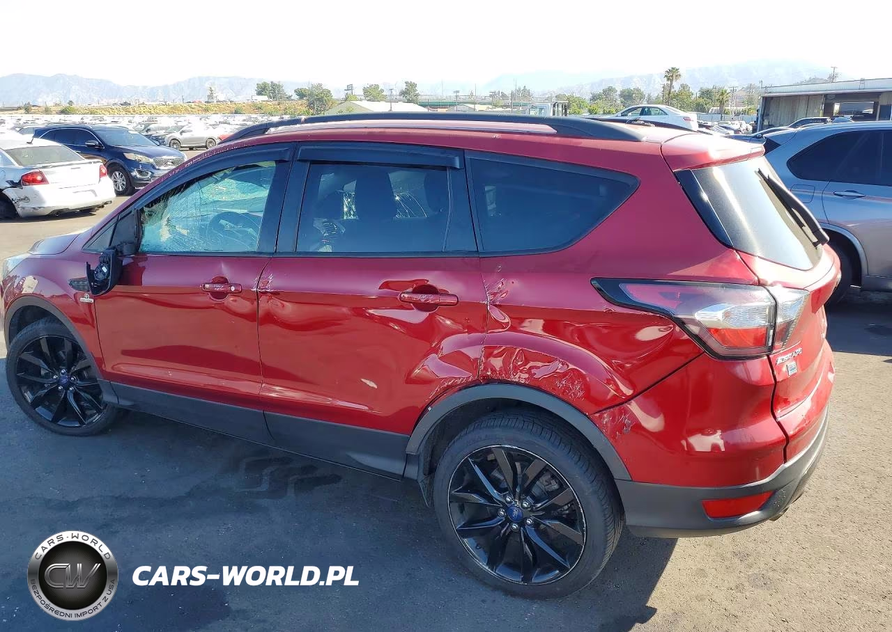 2018 Ford Escape Se VIN:1FMCU0GD7JUB14352 - 2
