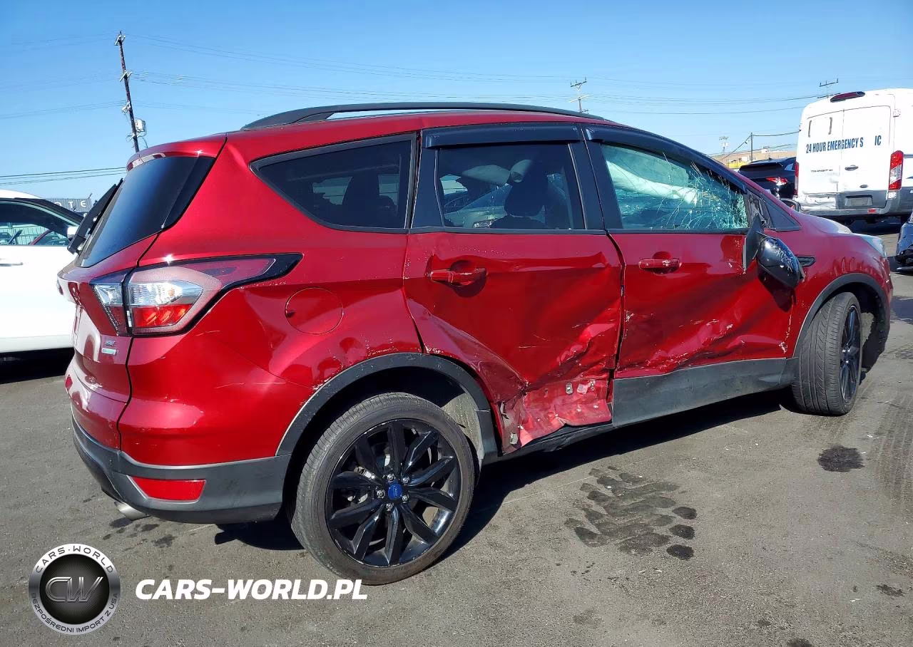 2018 Ford Escape Se VIN:1FMCU0GD7JUB14352 - 3