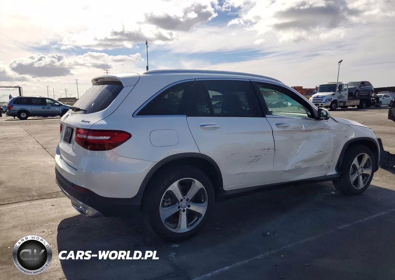 2017 Mercedes-Benz Glc 300 4Matic VIN:WDC0G4KB5HF145507 - 3