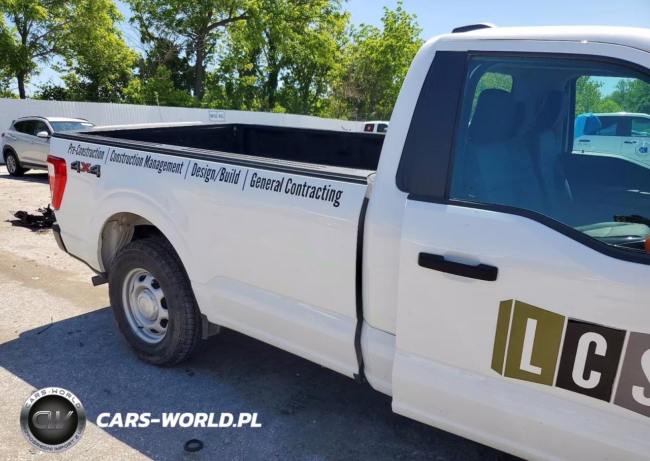 2023 Ford F150 VIN:1FTMF1EB5PKF09273 - 10