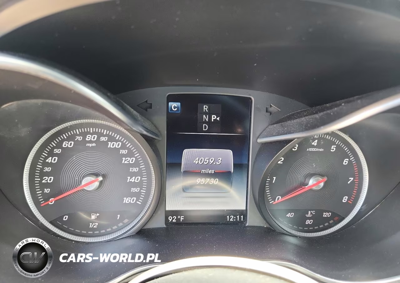 2017 Mercedes-Benz C 300 4Matic VIN:55SWF4KB0HU196290 - 9
