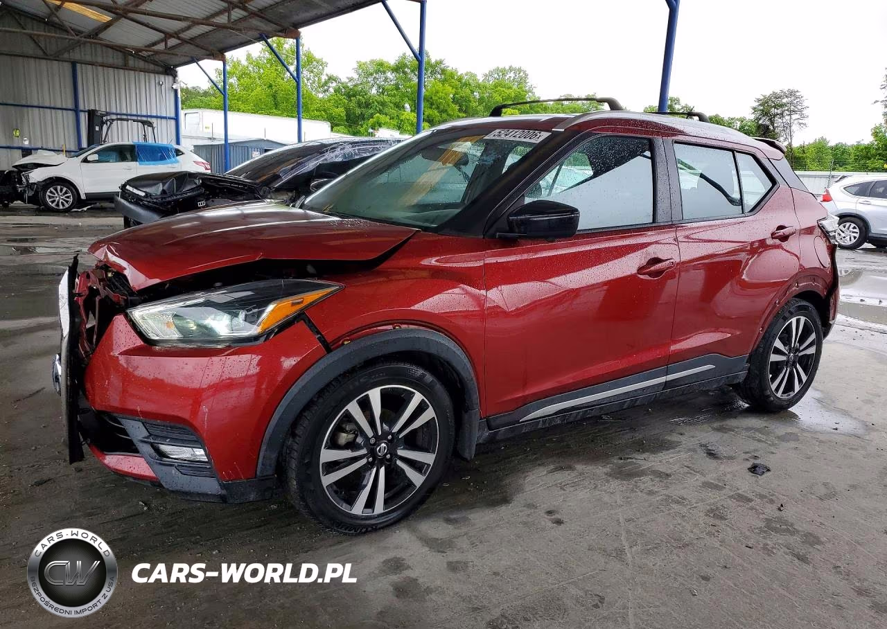 2018 Nissan Kicks Sr