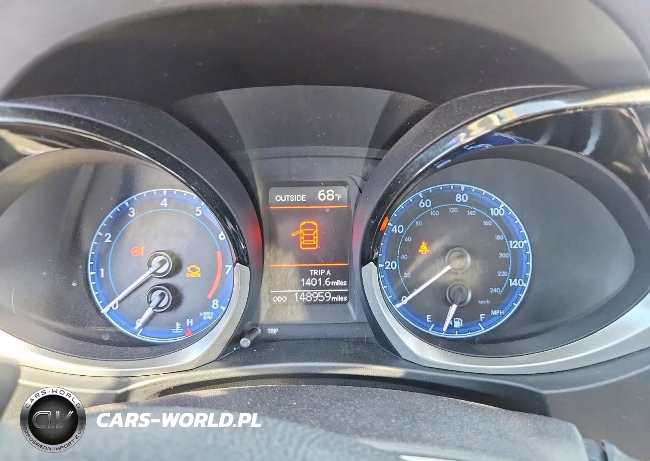 2016 Toyota Corolla S Plus VIN:5YFBURHE3GP528813 - 9