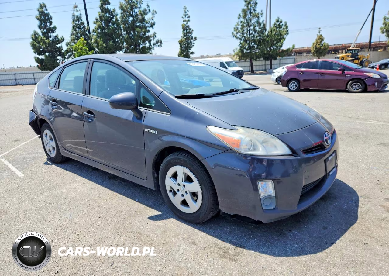 2010 Toyota Prius Iii VIN:JTDKN3DU8A0064622 - 4