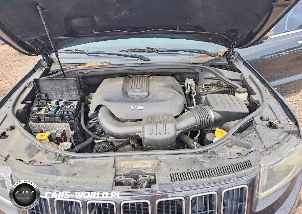 2014 Jeep Grand Cheroke VIN:1C4RJFBG8EC237486 - 12