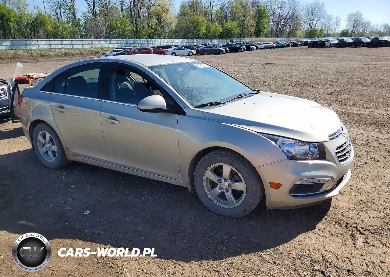 2015 Chevrolet Cruze Lt VIN:1G1PC5SB5F7144556 - 4
