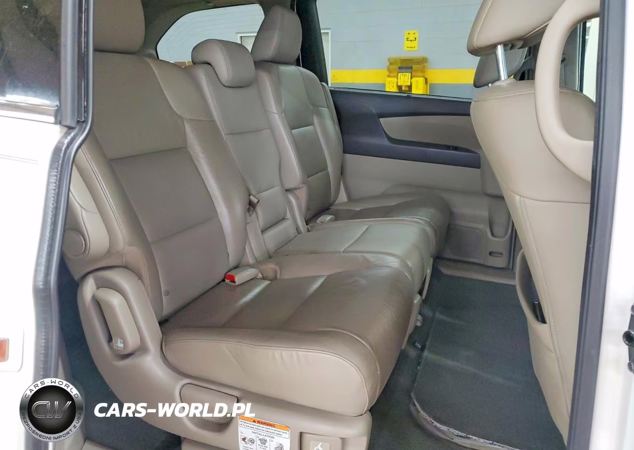 2012 Honda Odyssey Touring VIN:5FNRL5H91CB051415 - 11