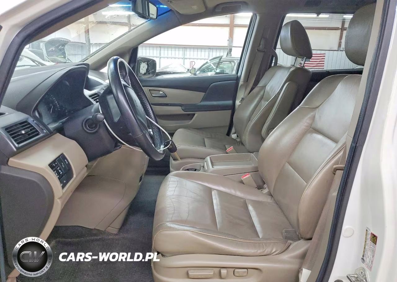 2012 Honda Odyssey Touring VIN:5FNRL5H91CB051415 - 7