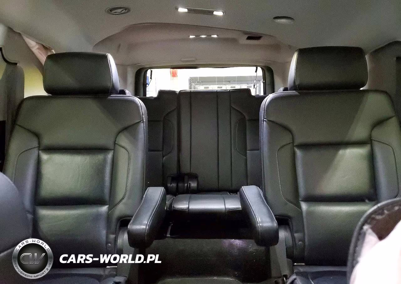 2018 Chevrolet Suburban K1500 Premier VIN:1GNSKJKC0JR244171 - 10