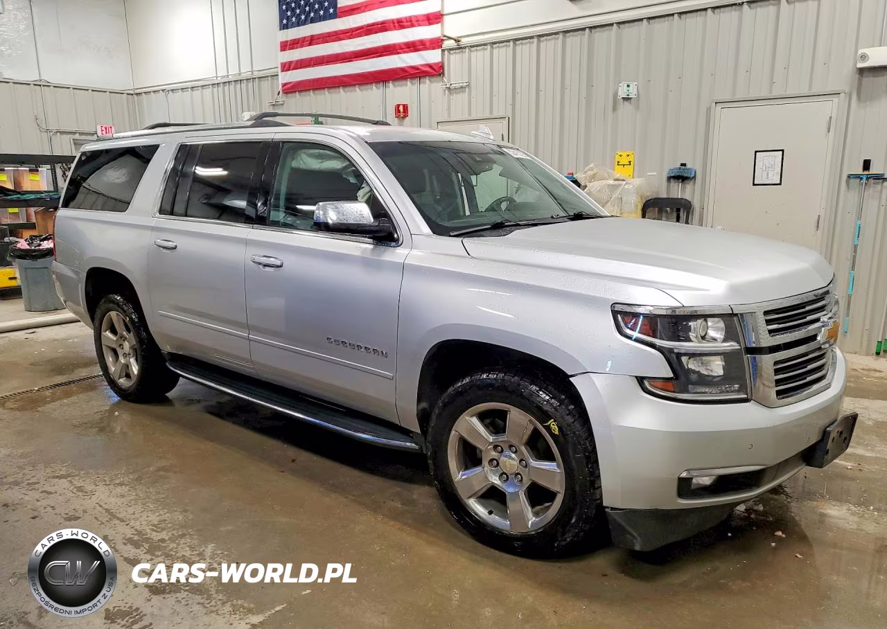 2018 Chevrolet Suburban K1500 Premier VIN:1GNSKJKC0JR244171 - 4