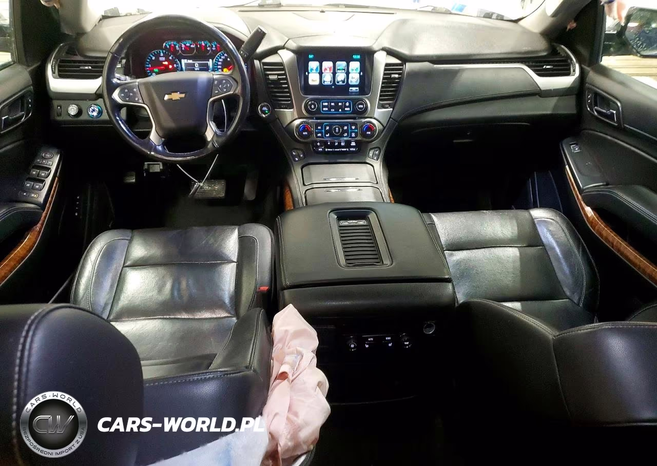 2018 Chevrolet Suburban K1500 Premier VIN:1GNSKJKC0JR244171 - 8