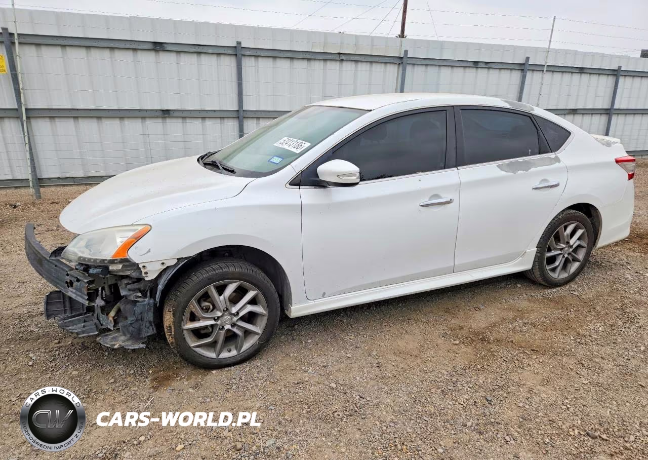 2015 Nissan Sentra Sr – zdjęcie 1 z 12