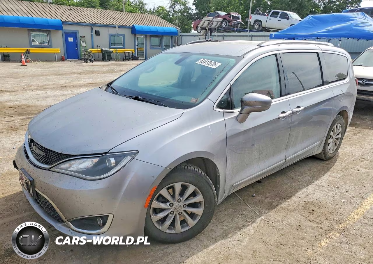 2018 Chrysler Pacifica Touring L – zdjęcie 1 z 13