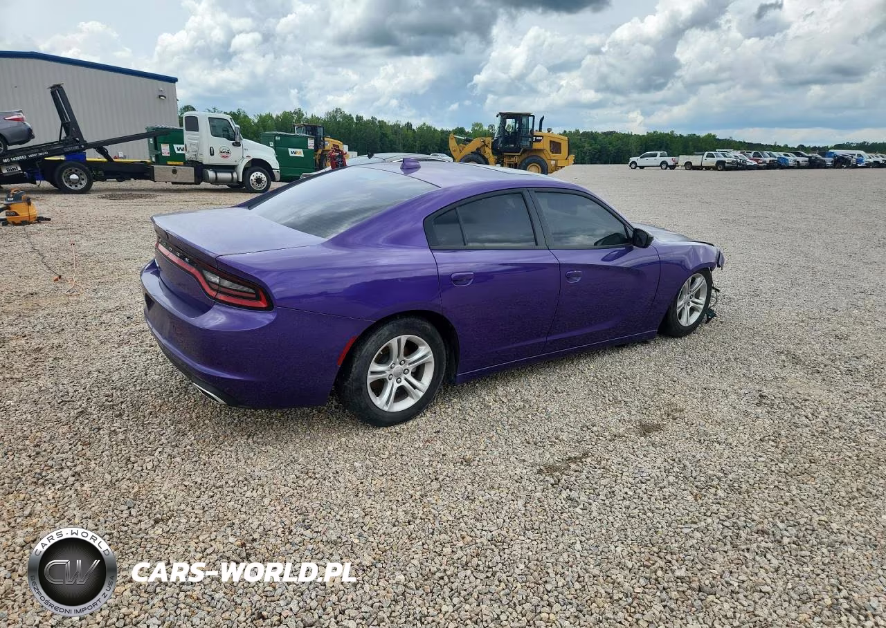 2023 Dodge Charger Sxt VIN:2C3CDXBG7PH686875 - 3