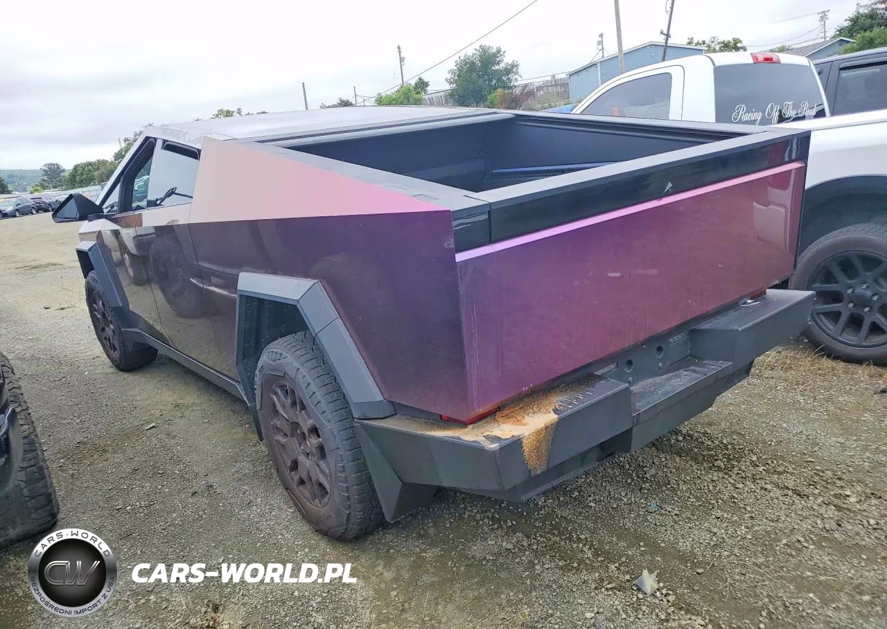 2024 Tesla Cybertruck VIN:7G2CEHED6RA001803 - 2