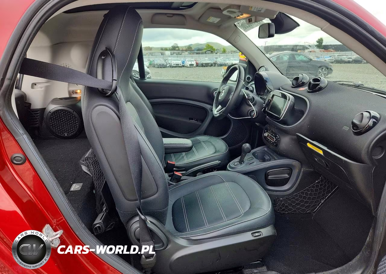 2019 Smart Fortwo VIN:WMEFJ9BA3KK398864 - 10