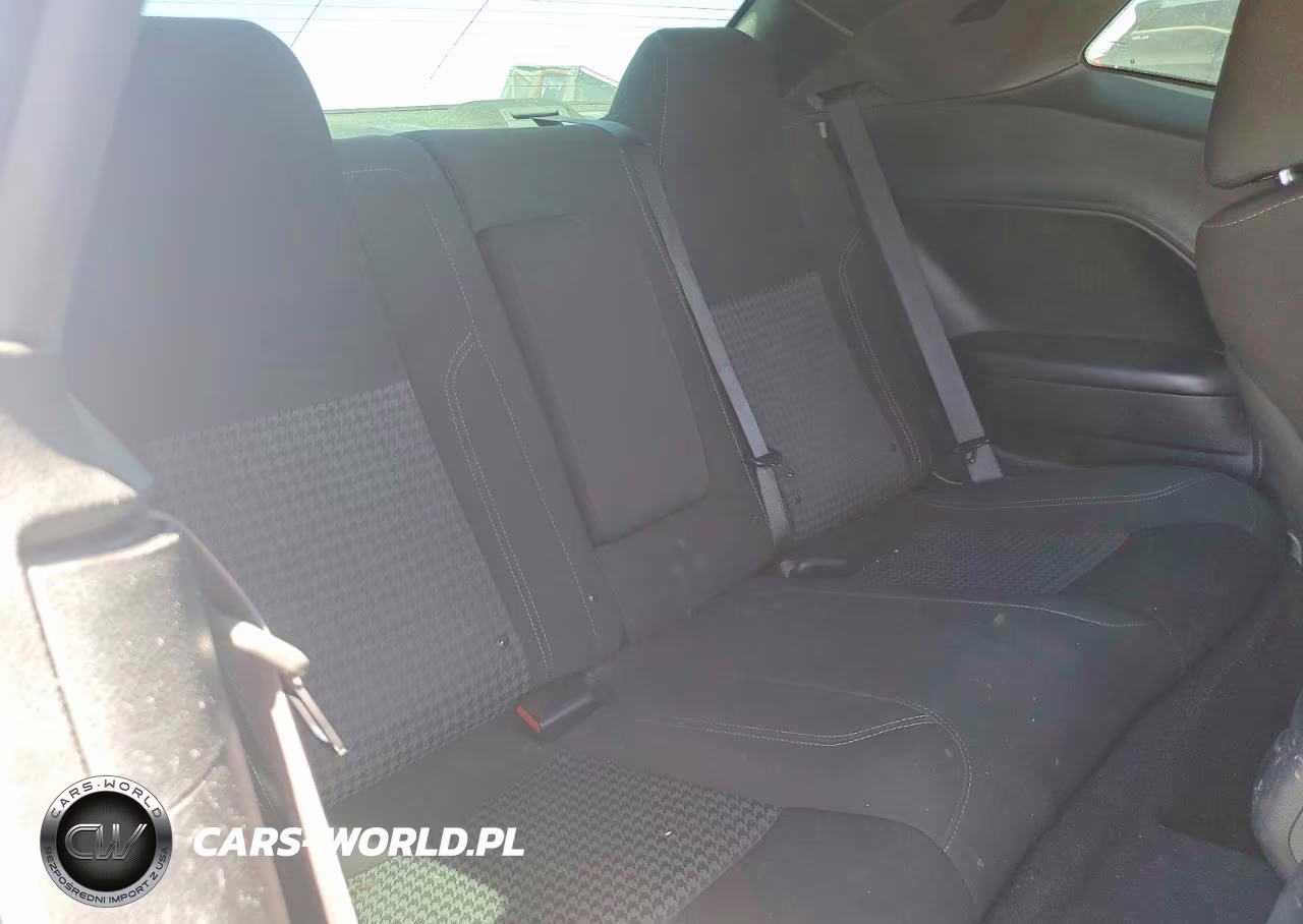 2021 Dodge Challenger Sxt VIN:2C3CDZAG4MH576763 - 10