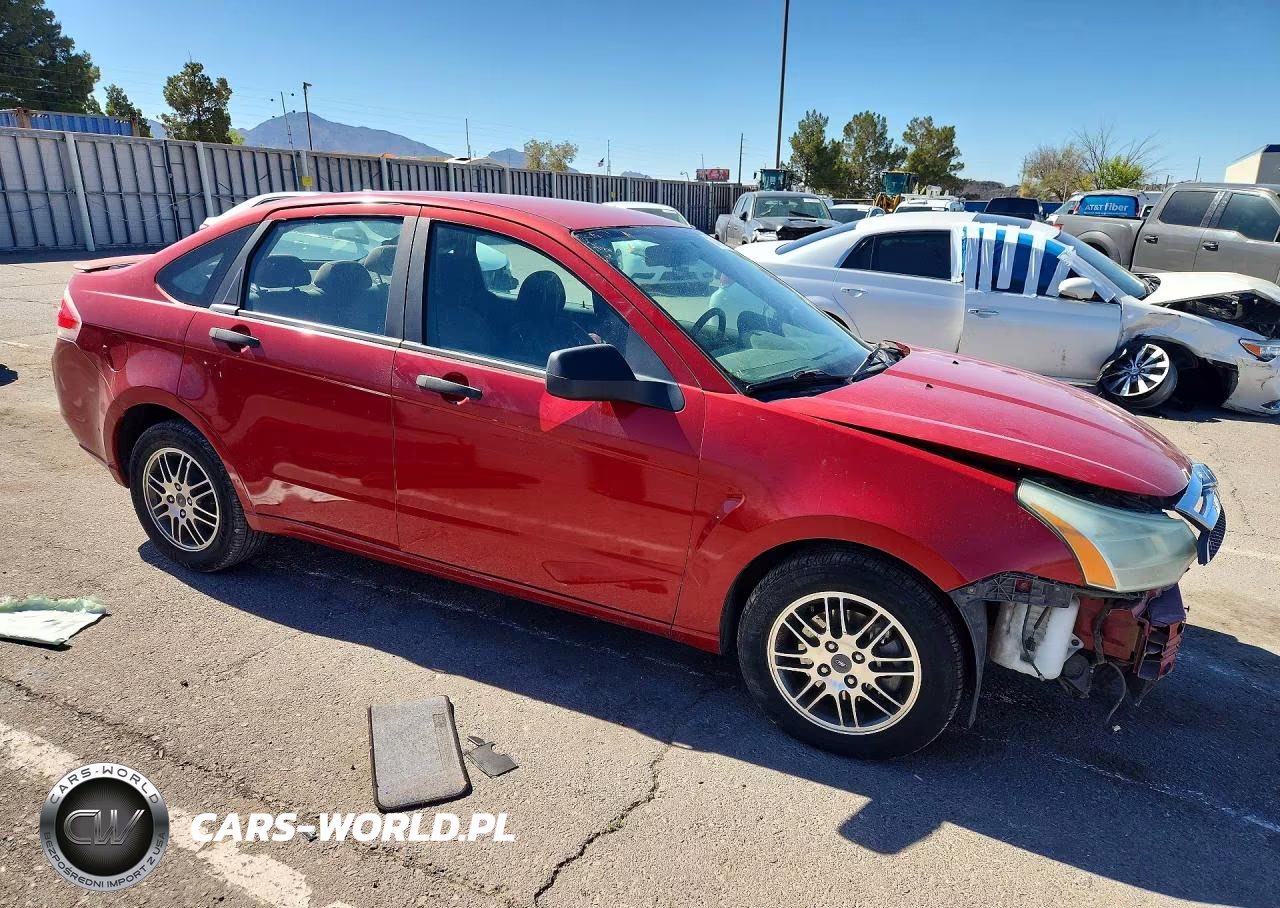 2010 Ford Focus Se VIN:1FAHP3FN6AW129688 - 4