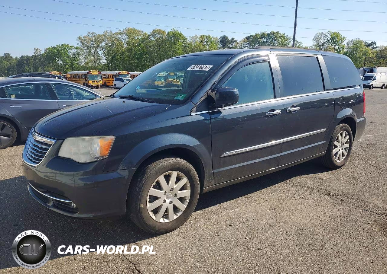 2014 Chrysler Town & Country Touring