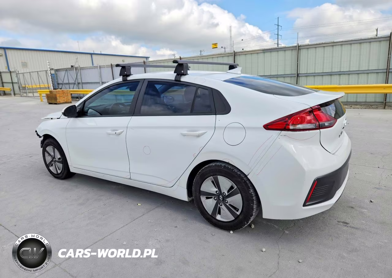 2021 Hyundai Ioniq Blue VIN:KMHC65LC6MU245409 - 2