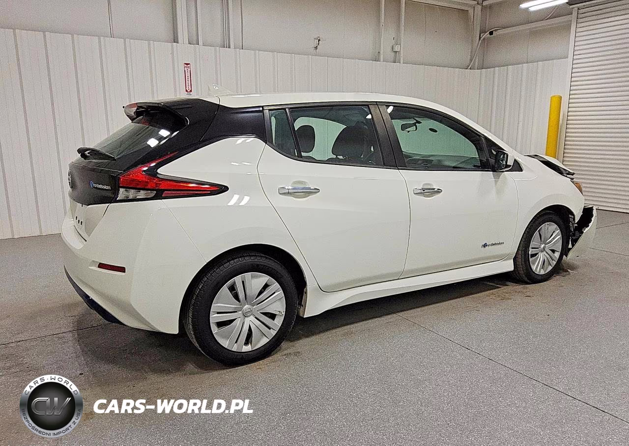 2019 Nissan Leaf S VIN:1N4AZ1CP1KC305880 - 3