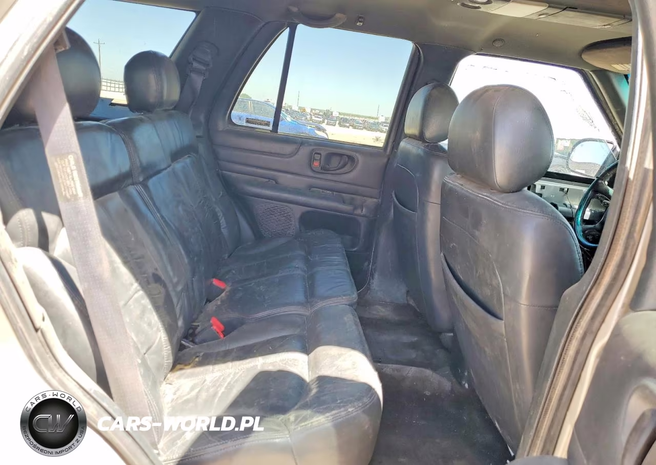 2000 Chevrolet Blazer VIN:1GNCS13W4YK165103 - 11