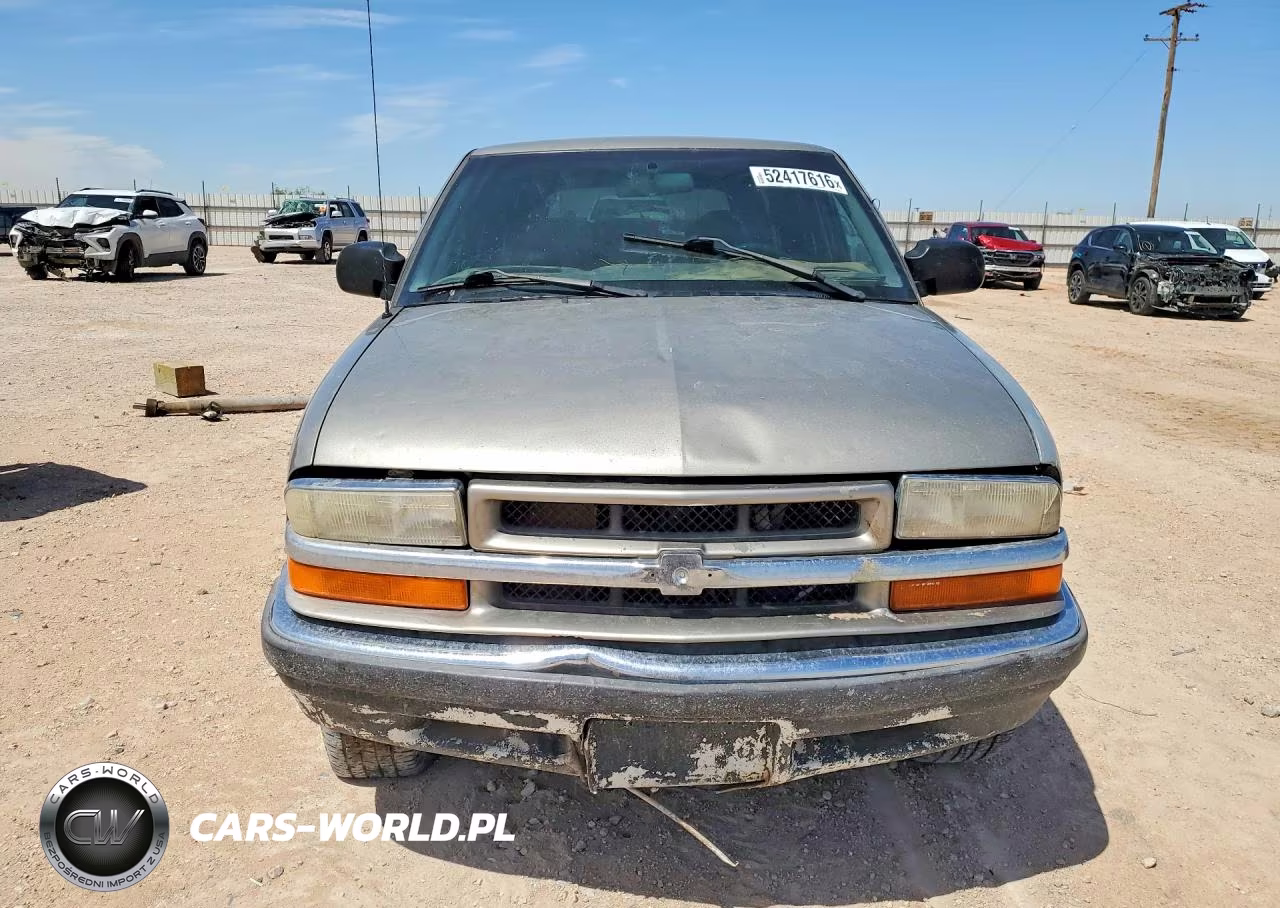 2000 Chevrolet Blazer VIN:1GNCS13W4YK165103 - 5