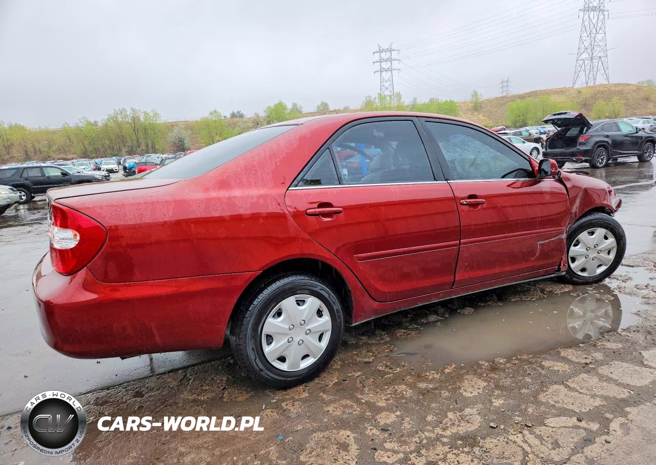 2004 Toyota Camry Le VIN:4T1BE30K04U317543 - 3