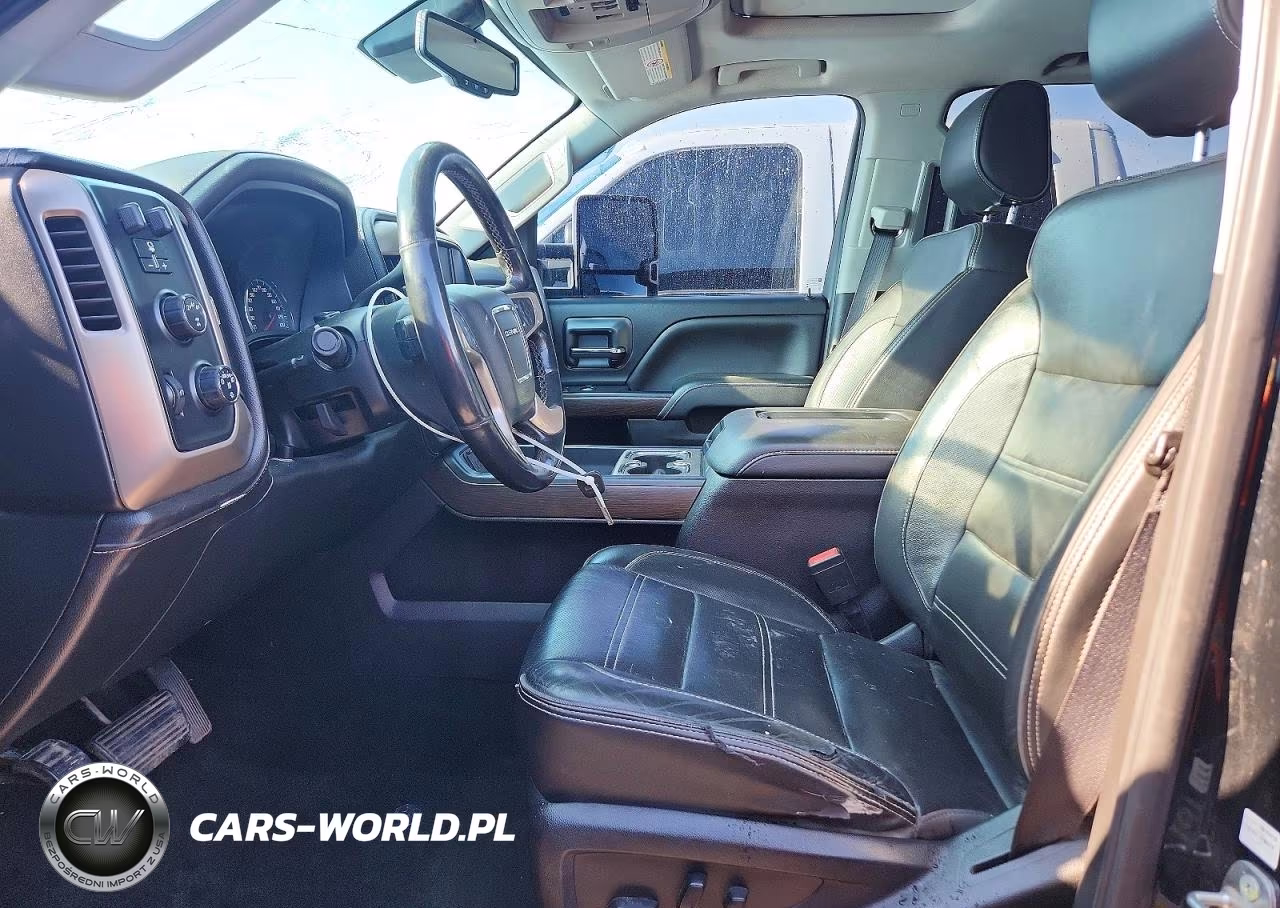 2018 GMC Sierra K2500 Denali VIN:1GT12UEY9JF154810 - 7