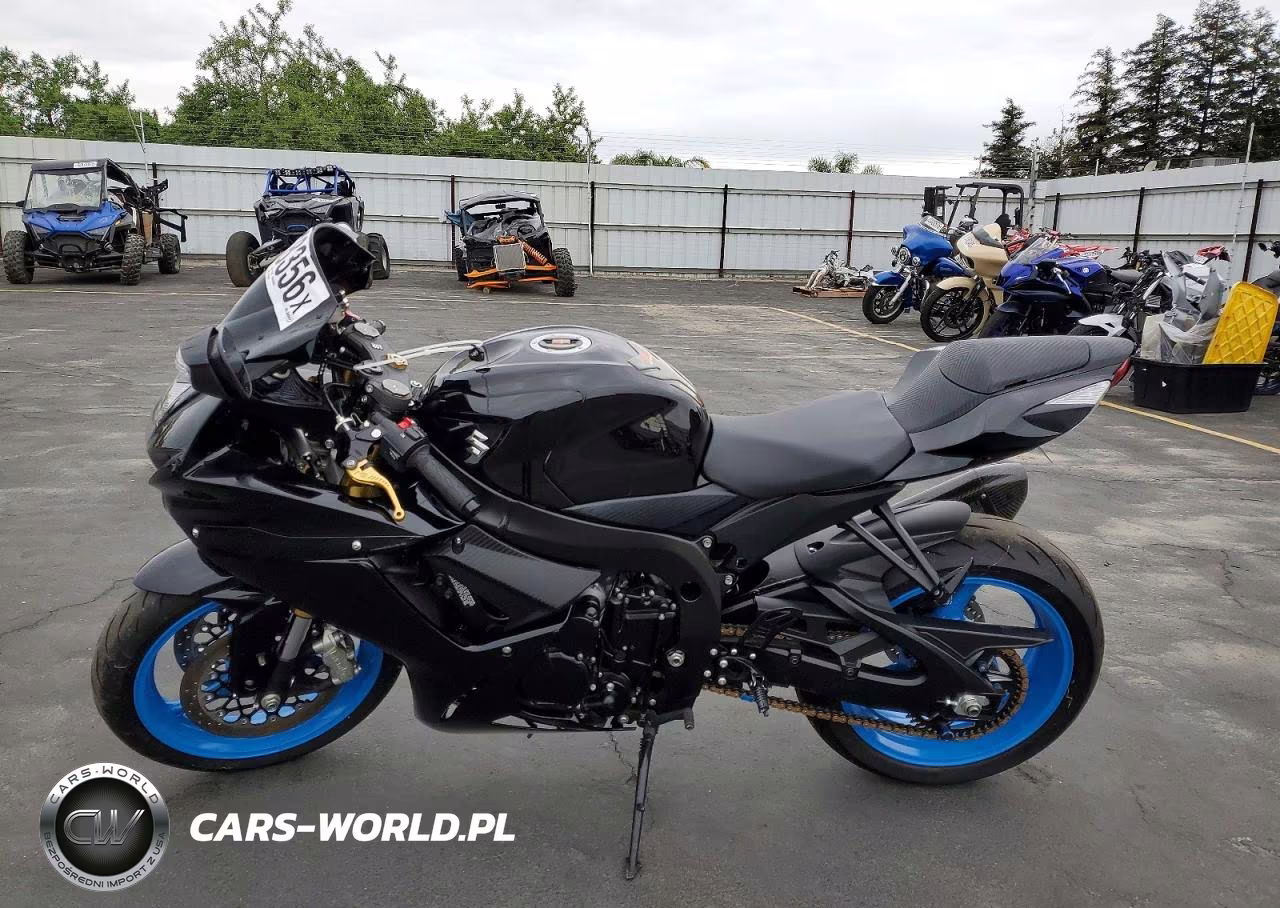 2018 Suzuki Gsx-R750 VIN:JS1GR7MA7J2101388 - 3