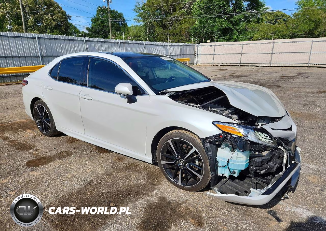 2020 Toyota Camry Xse VIN:4T1K61AK4LU383690 - 4