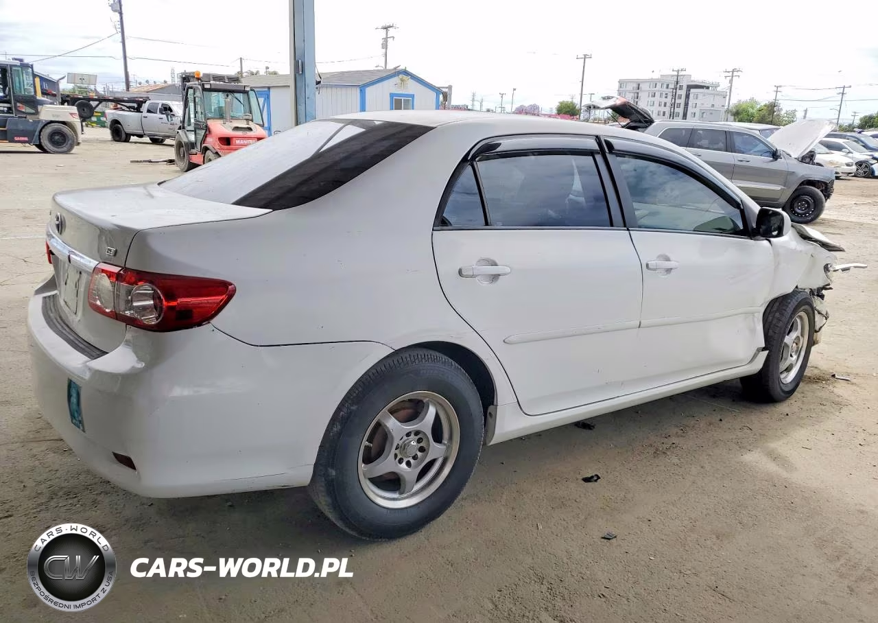 2012 Toyota Corolla Le VIN:2T1BU4EE1CC792257 - 3