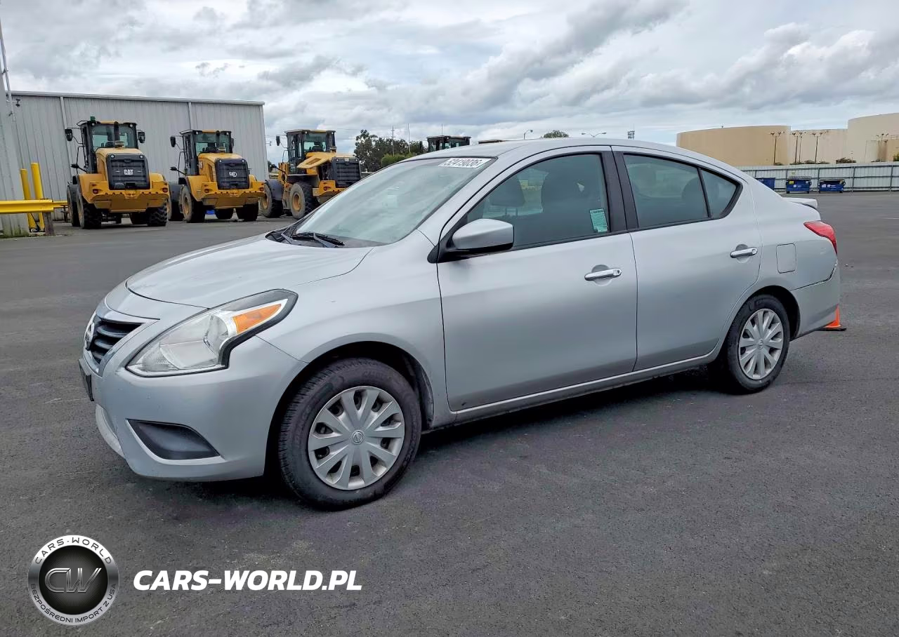 2019 Nissan Versa Sv