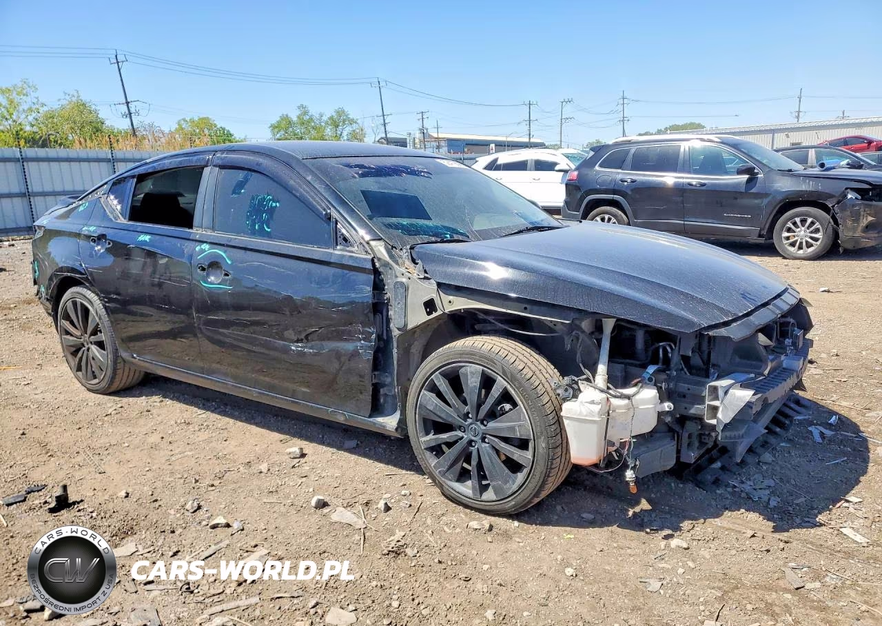 2020 Nissan Altima Sr VIN:1N4BL4CV0LN318194 - 4