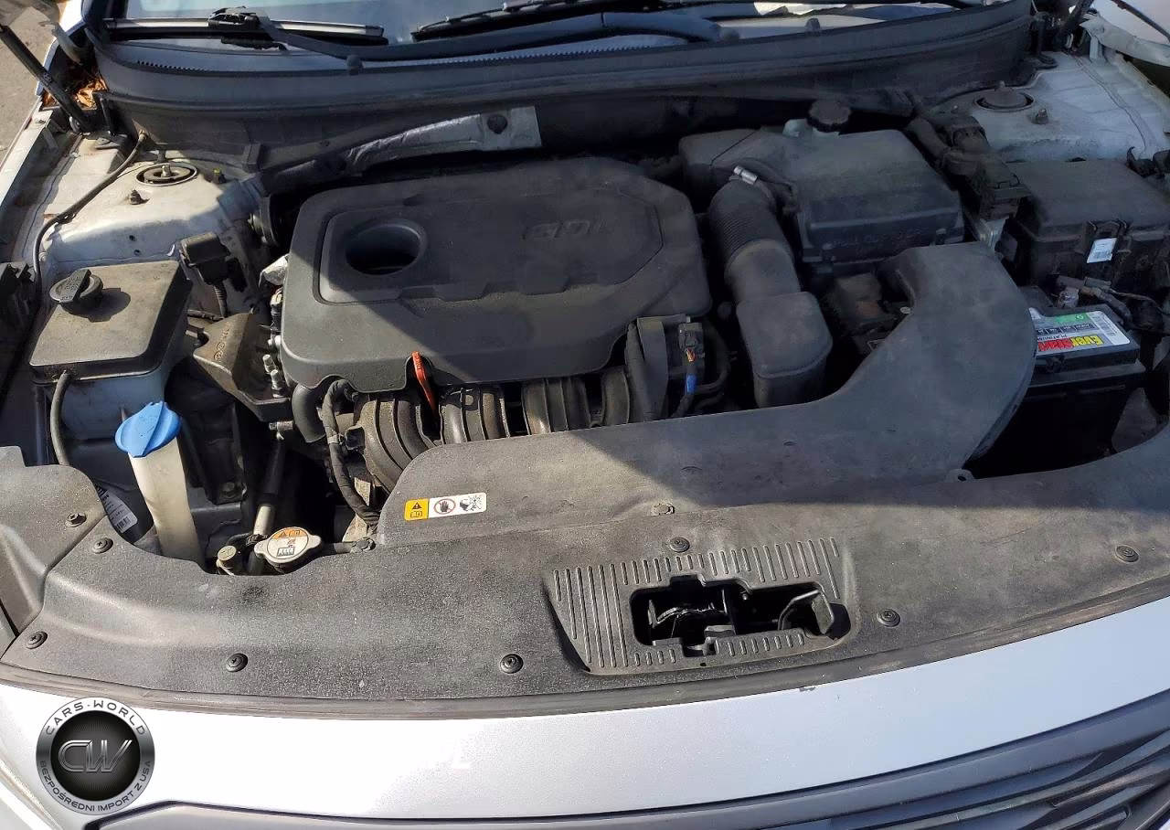 2015 Hyundai Sonata Sport VIN:5NPE34AF1FH242282 - 11