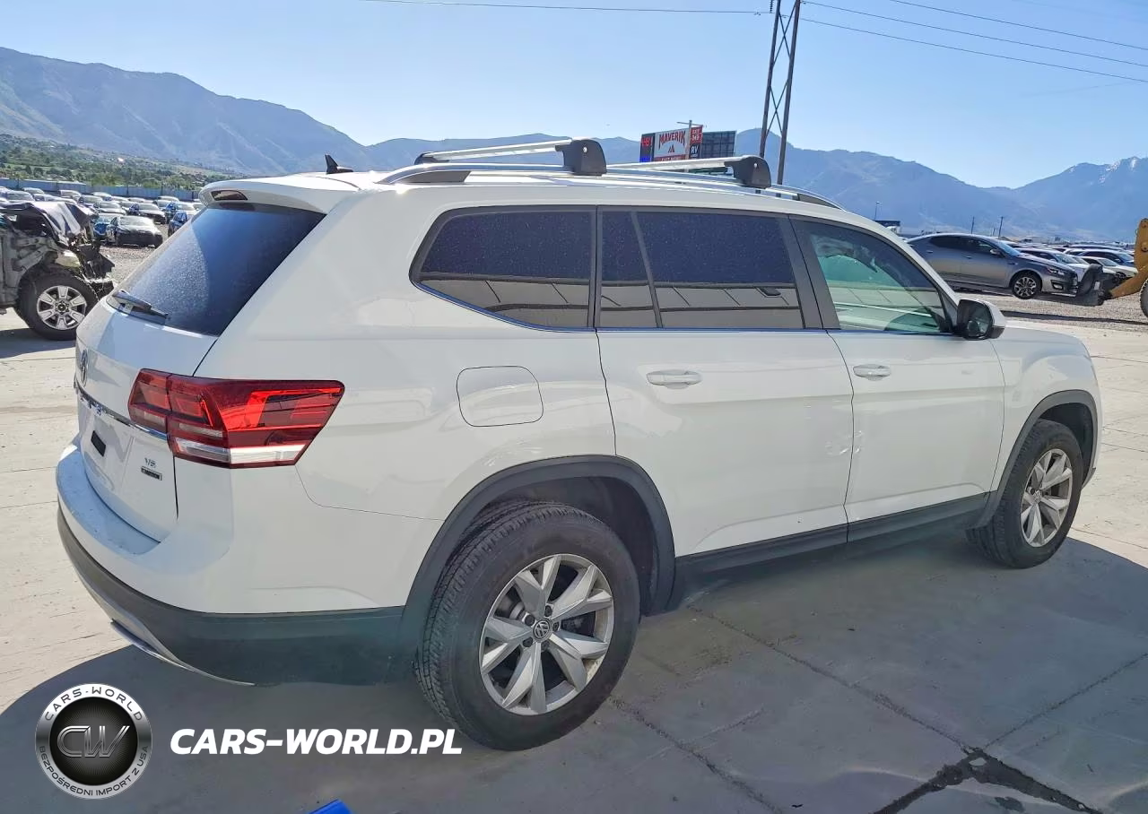 2018 Volkswagen Atlas Se VIN:1V2LR2CA9JC552145 - 3