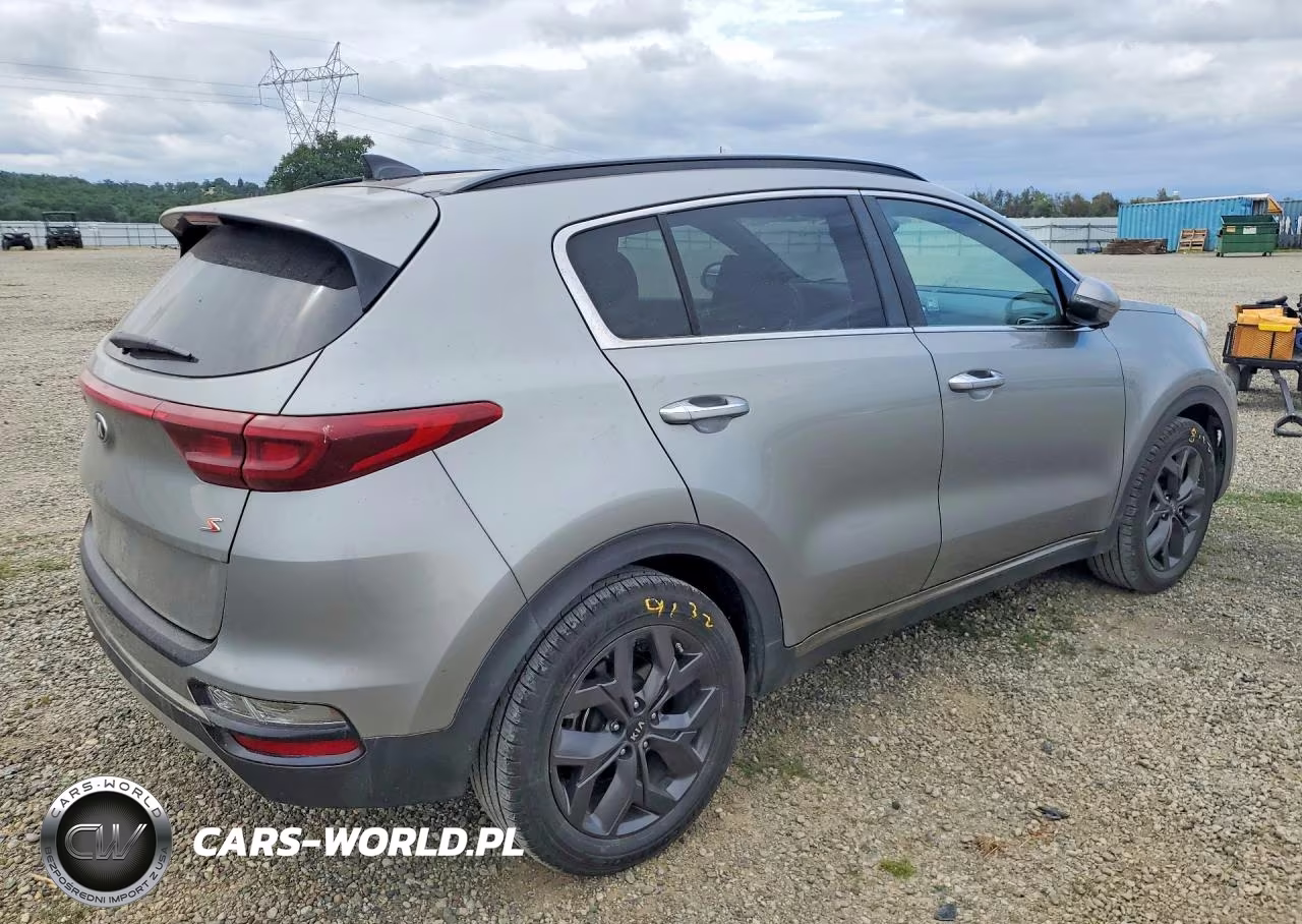 2020 Kia Sportage S VIN:KNDP63AC5L7772836 - 3
