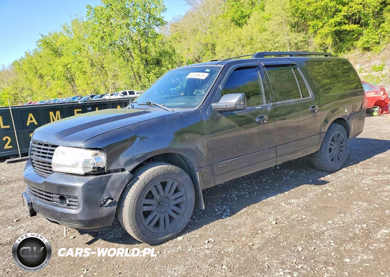 2012 Lincoln Navigator L