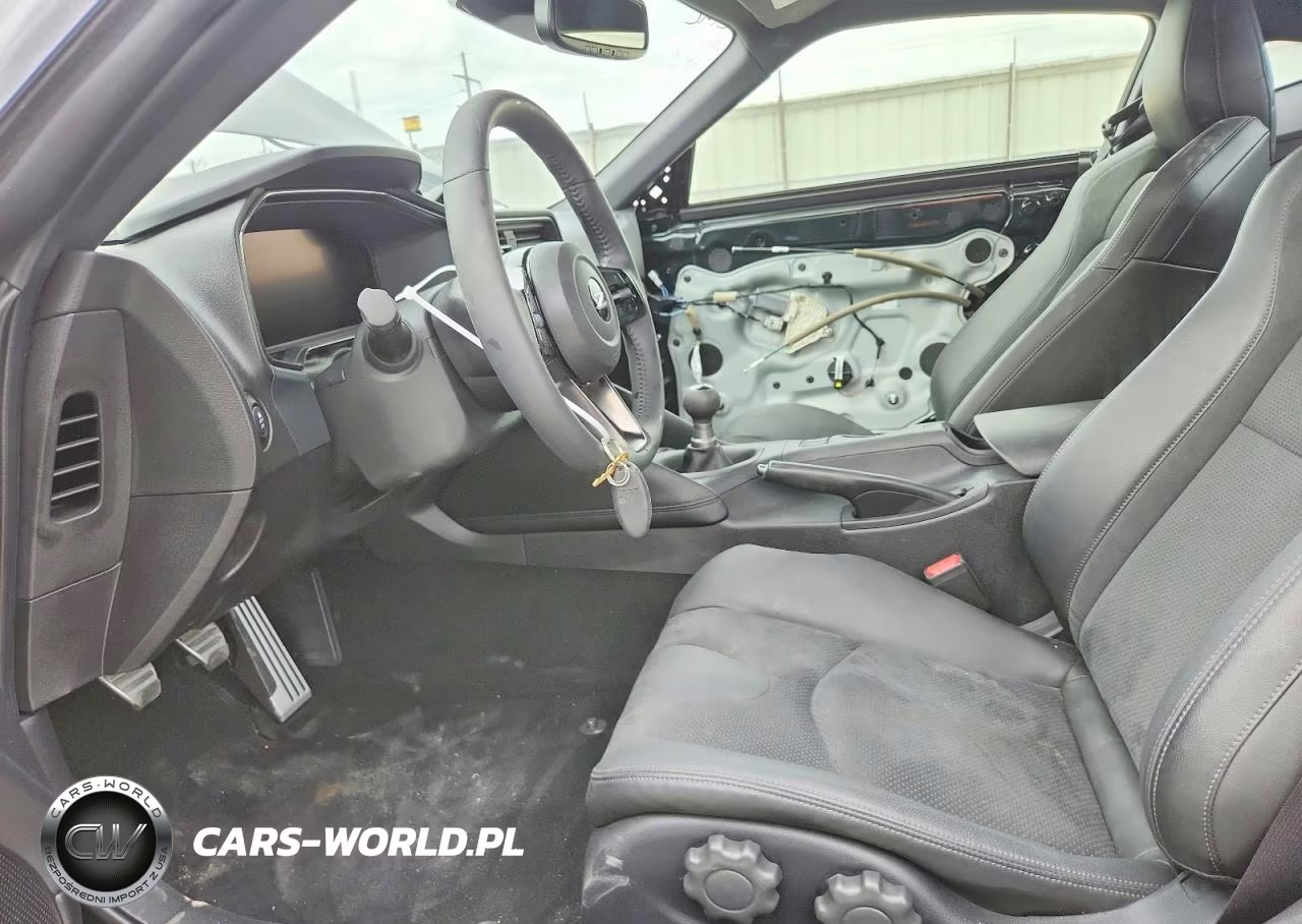 2026 Nissan Z Performance VIN:JN1BZ4BH6TM500477 - 7