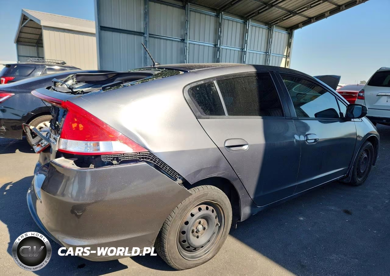 2013 Honda Insight VIN:JHMZE2H34DS002362 - 3
