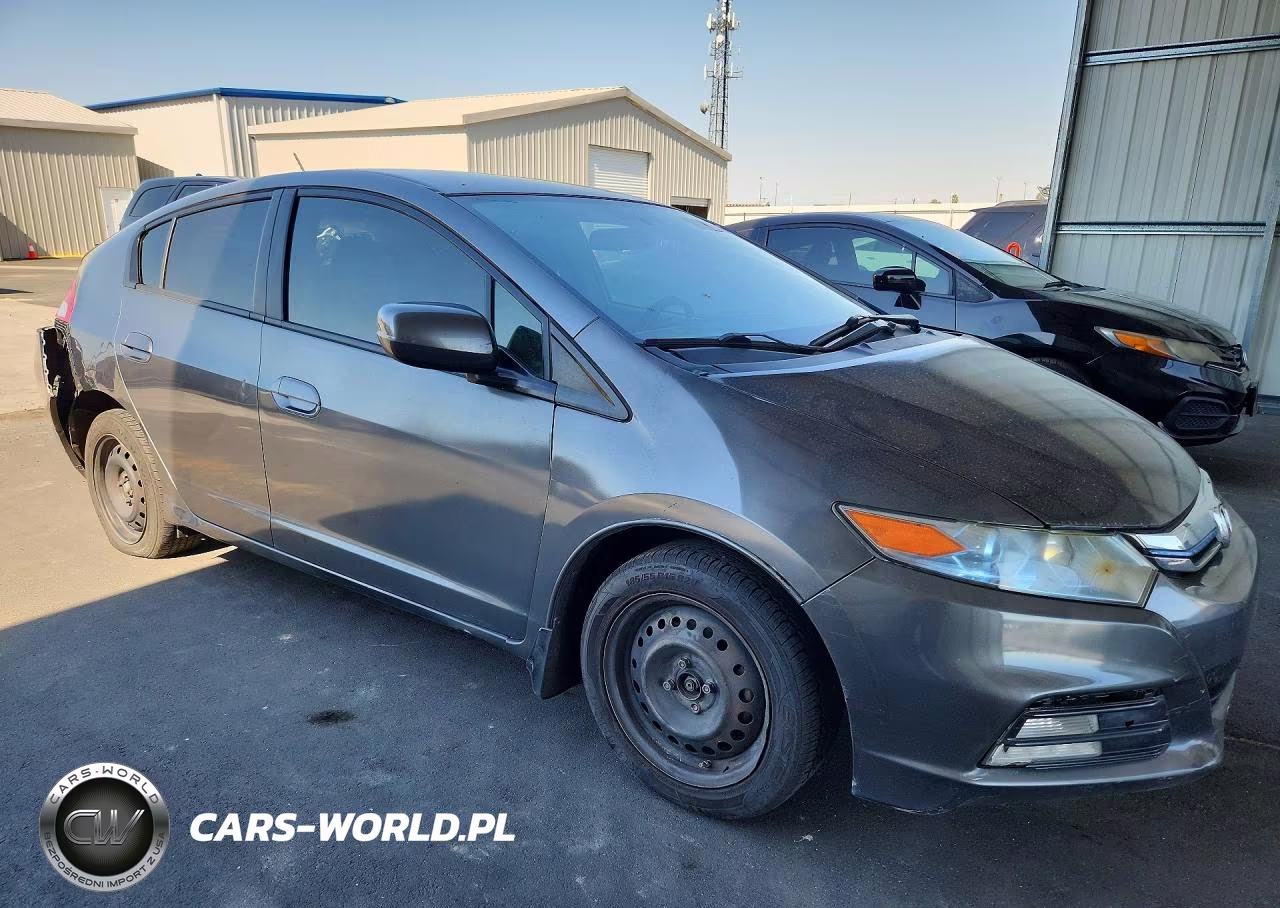 2013 Honda Insight VIN:JHMZE2H34DS002362 - 4