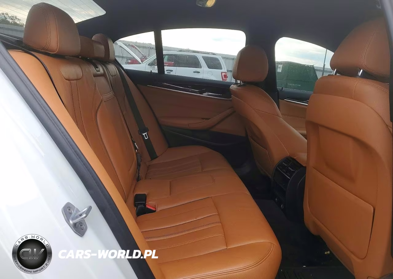 2019 BMW 540 I VIN:WBAJE5C53KWE66628 - 10