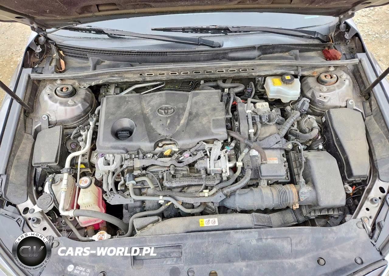 2018 Toyota Camry Le VIN:4T1B31HK5JU001792 - 11