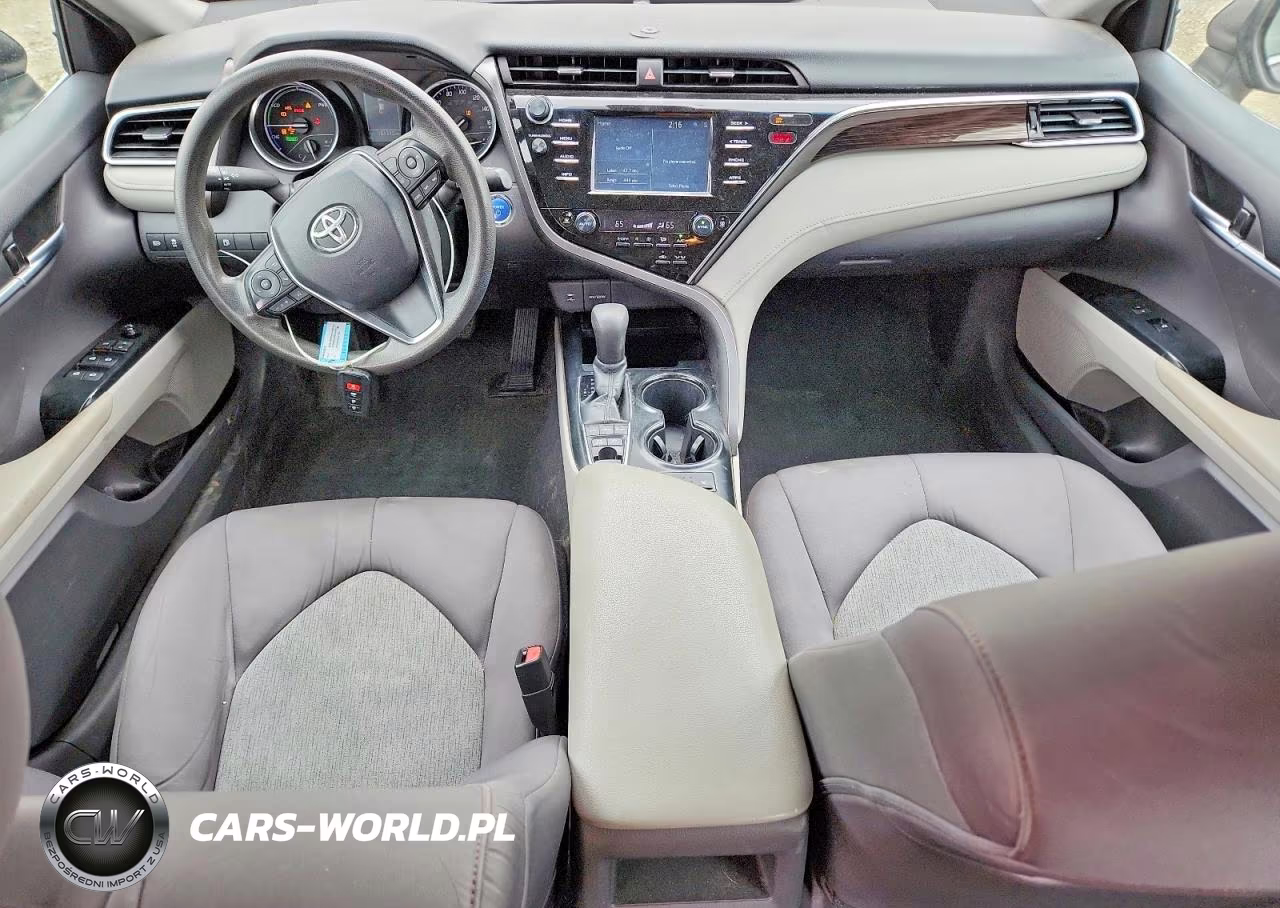 2018 Toyota Camry Le VIN:4T1B31HK5JU001792 - 8