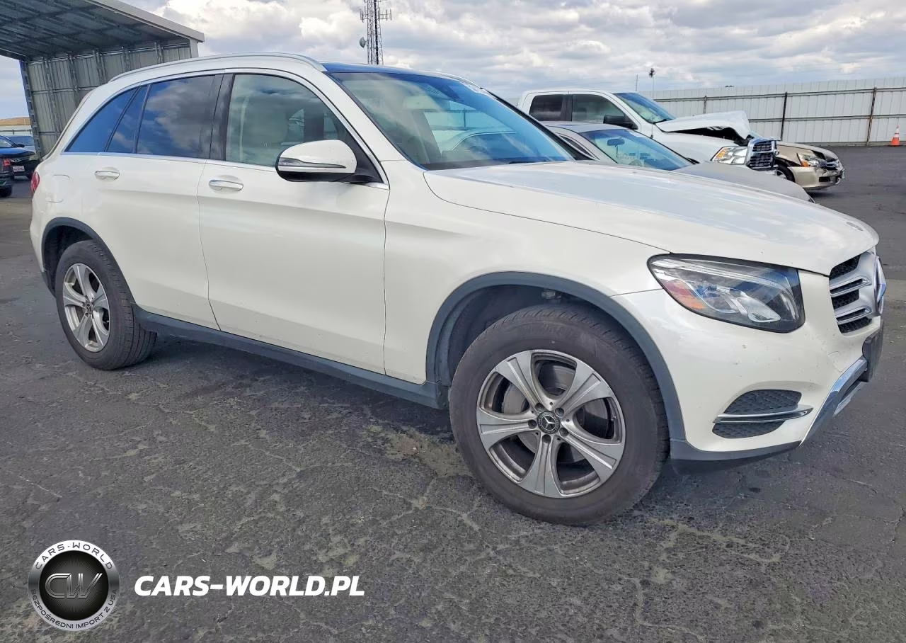 2017 Mercedes-Benz Glc 300 4Matic VIN:WDC0G4KB7HF235807 - 4