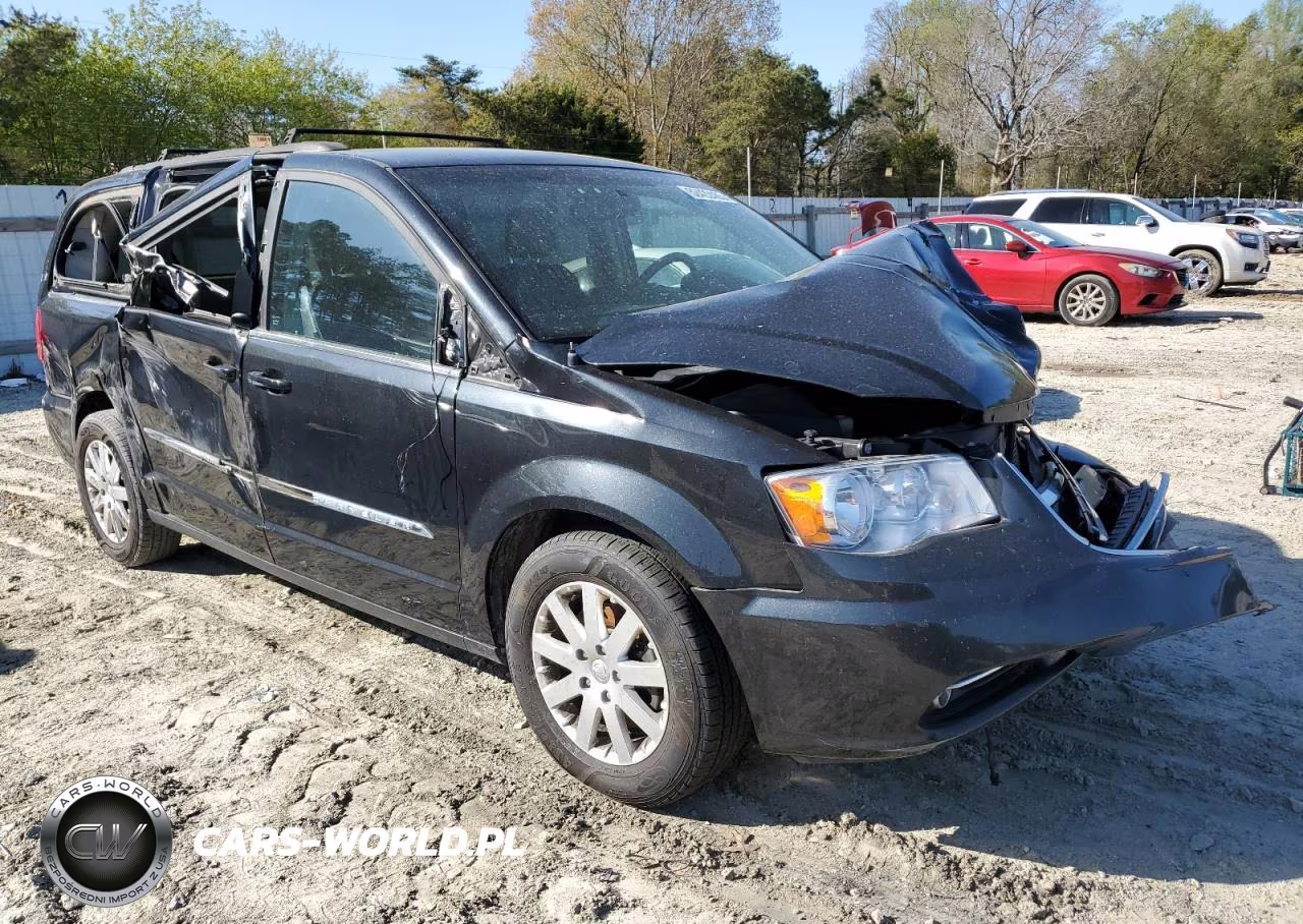 2016 Chrysler Town & Country Touring VIN:2C4RC1BG2GR148410 - 4